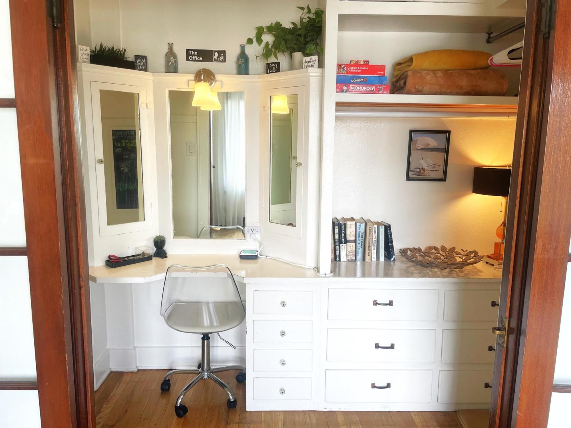 Private Cozy Studio, Peek A Boo Ocean View For 2 Лонг Бийч Екстериор снимка